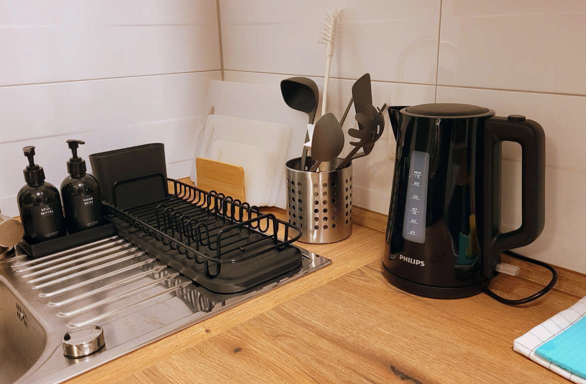 Küche – Ferienwohnung Cosy Prien Apartment